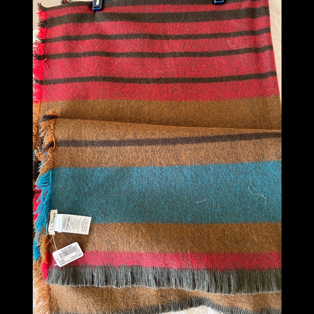 NWT LL Bean blanket scarf - Picture 2 of 3